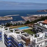 T2-marina Mar-condomínio De Luxo Nazaré